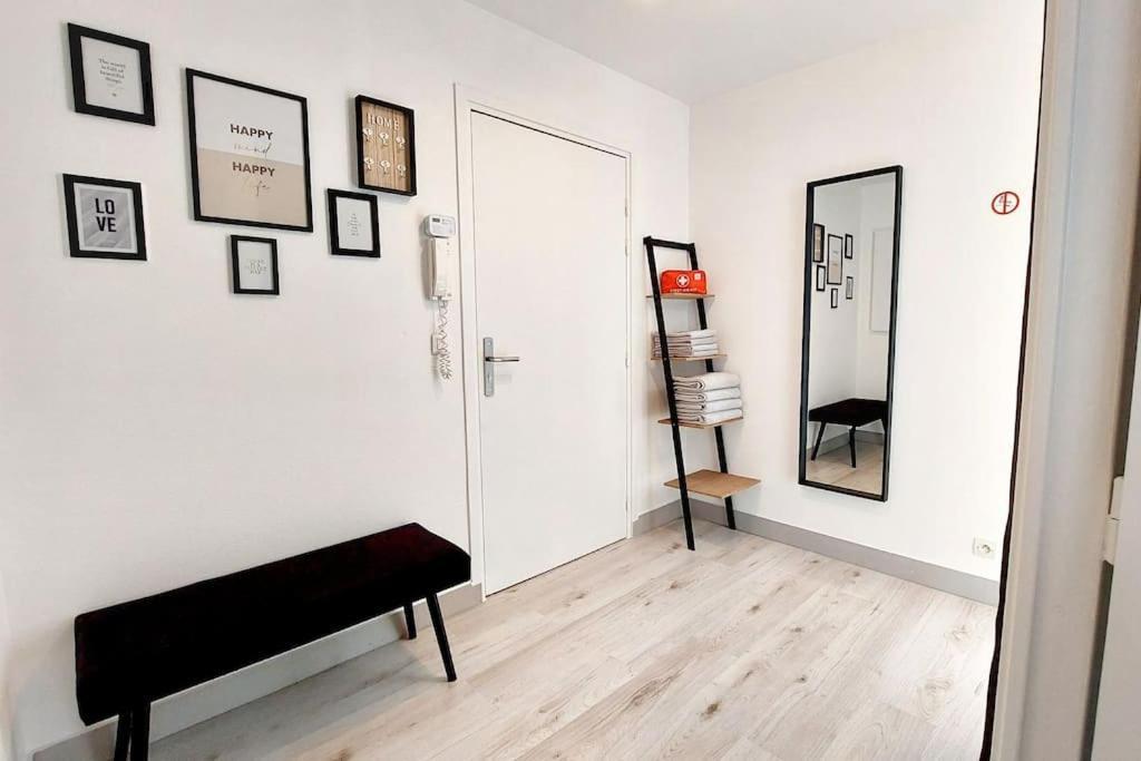Cosy Home 2, 2 Chambres, 6 Personnes, 3 Min Gare, Parking Cergy Exterior foto